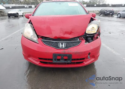 2013 Honda Fit z USA, uszkodzony, nr VIN JHMGE8H31DC058781
